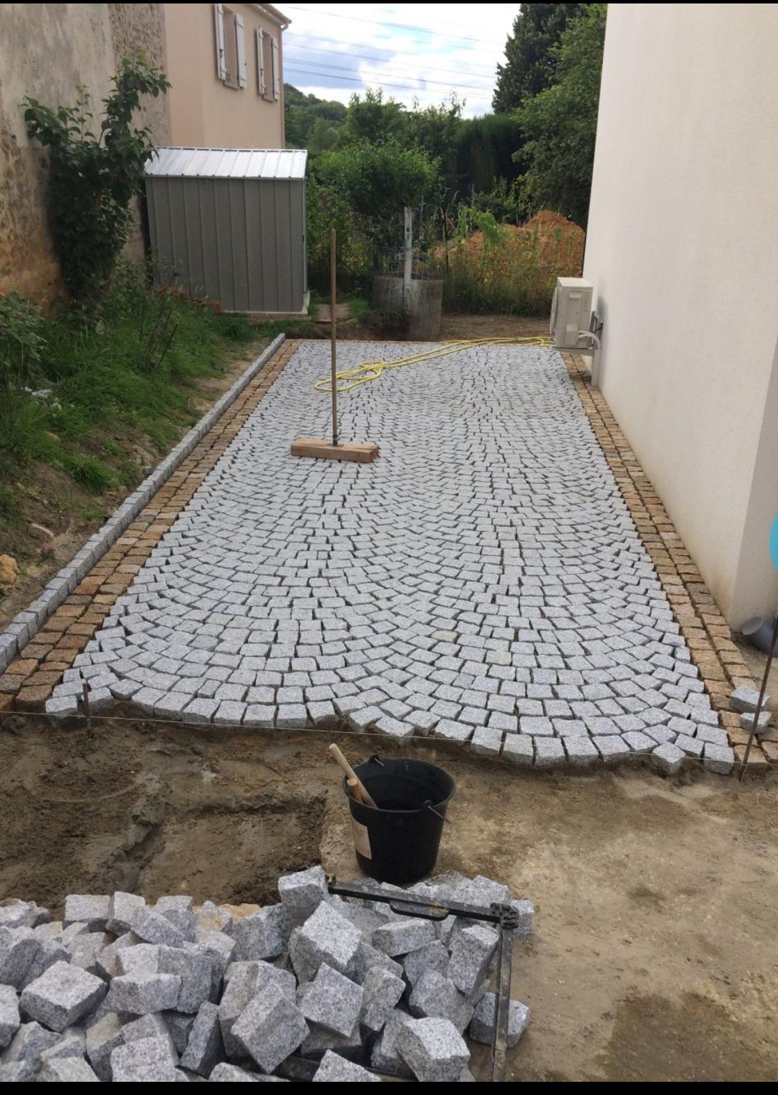Pose de pavés extérieurs