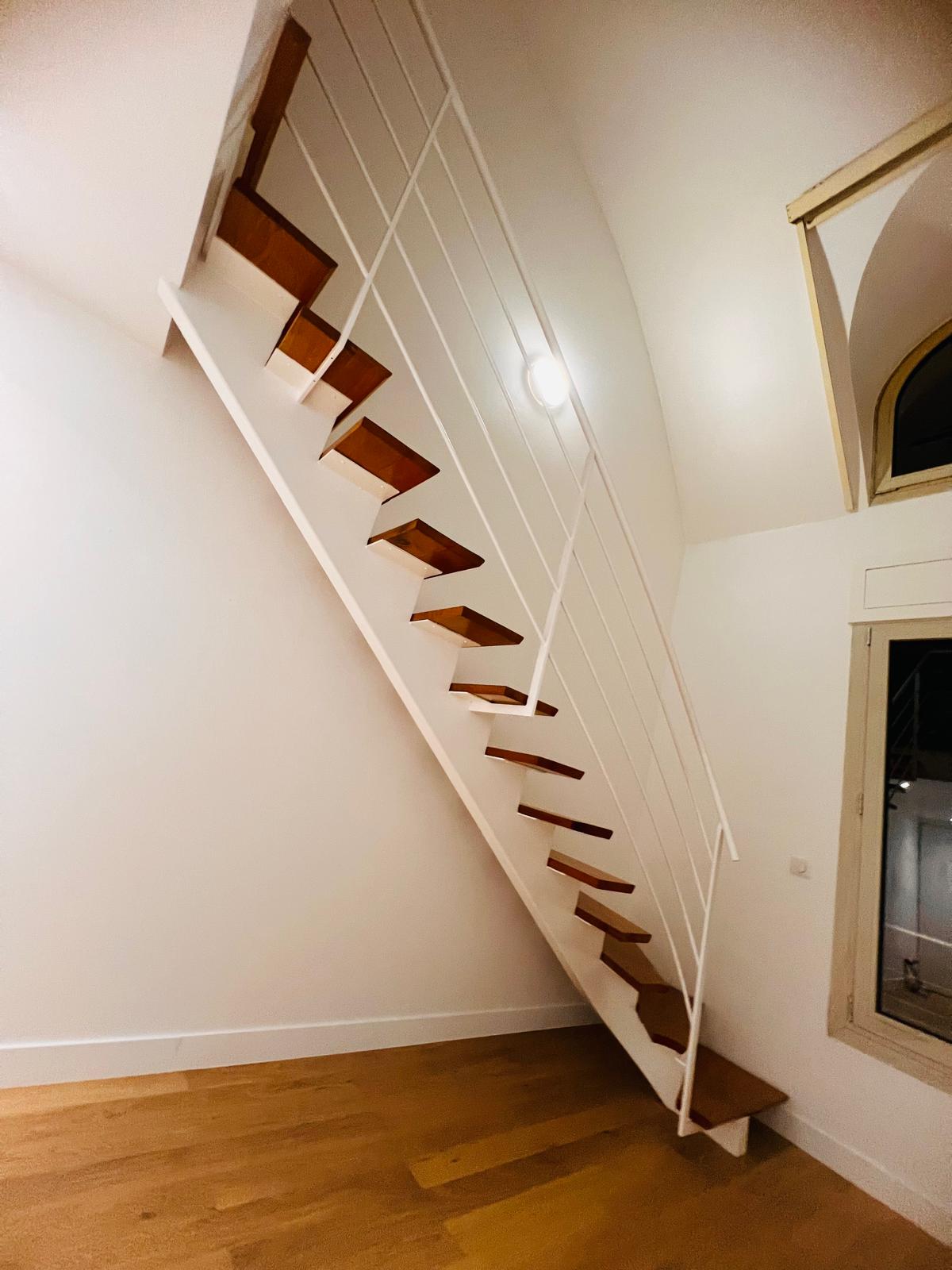 Rénovation d'escalier - Vue de dessous
